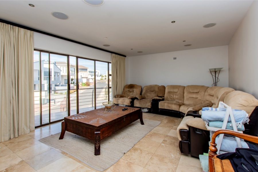 5 Bedroom Property for Sale in Calypso Beach Western Cape